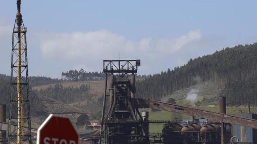 Arcelor y el seguro inspeccionarán hoy el interior del horno alto incendiado en marzo