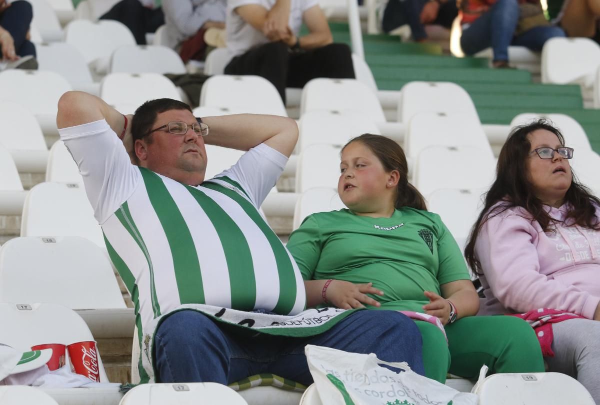 Las imágenes del Córdoba C.F.-Real Zaragoza