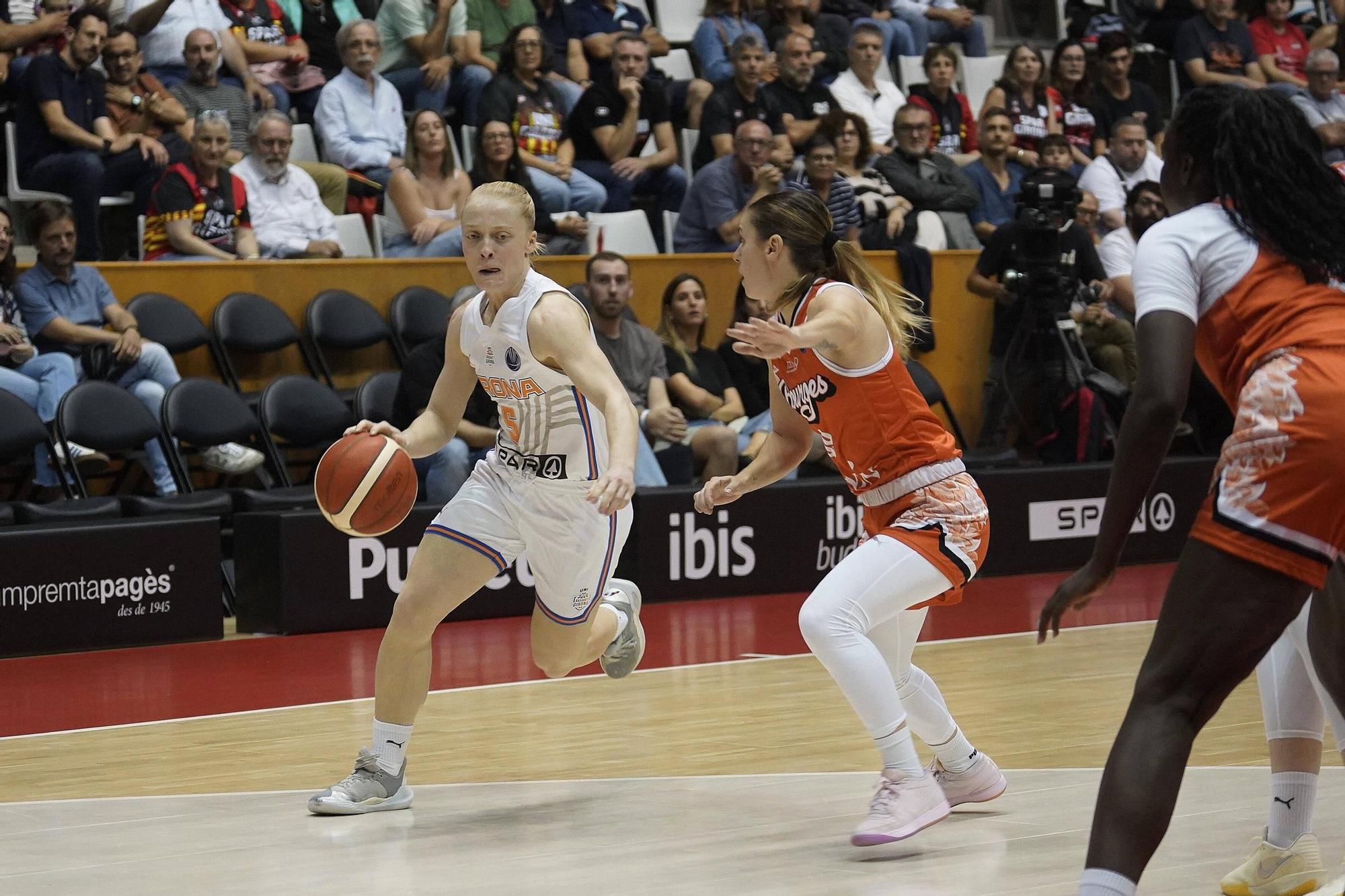 Exhibició de l'Spar Girona a l'Eurolliga contra el Bourges (92-62)