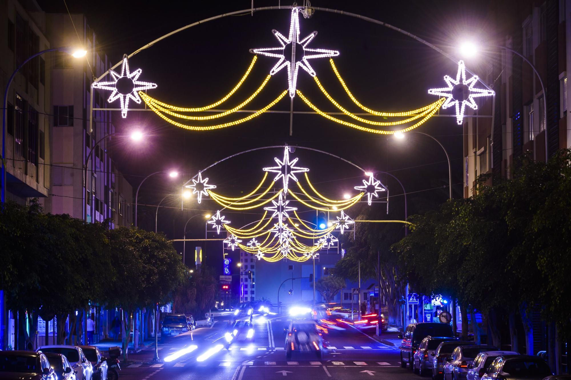 Alumbrado navideño en la zona comercial de San Gregorio, en Telde