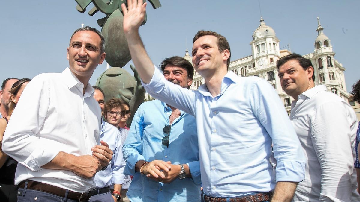 Pablo Casado en la Explanada de Alicante