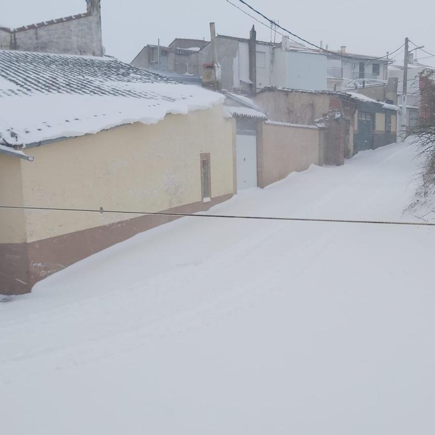 Copiosa nevada en Villaescusa.