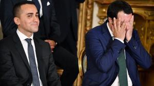 El ministro de Trabajo e Industria de Italia, Luigi di Maio, y el máximo responsable de Interior, Matteo Salvini, durante la ceremonia de constitución del Ejecutivo, en Roma, en junio del año pasado. 