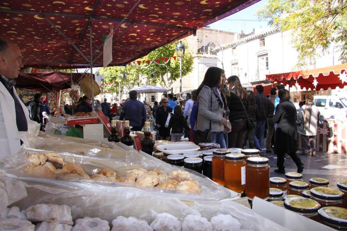 La edición del Mercado del Peregrino de este mes se celebrará bajo el lema ‘Aromas de verano’