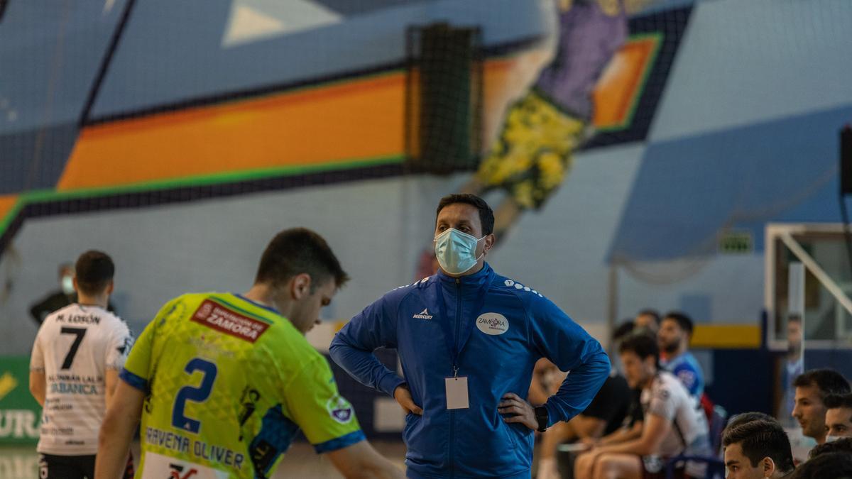 Ricardo Margareto no sigue en el Balonmano Zamora