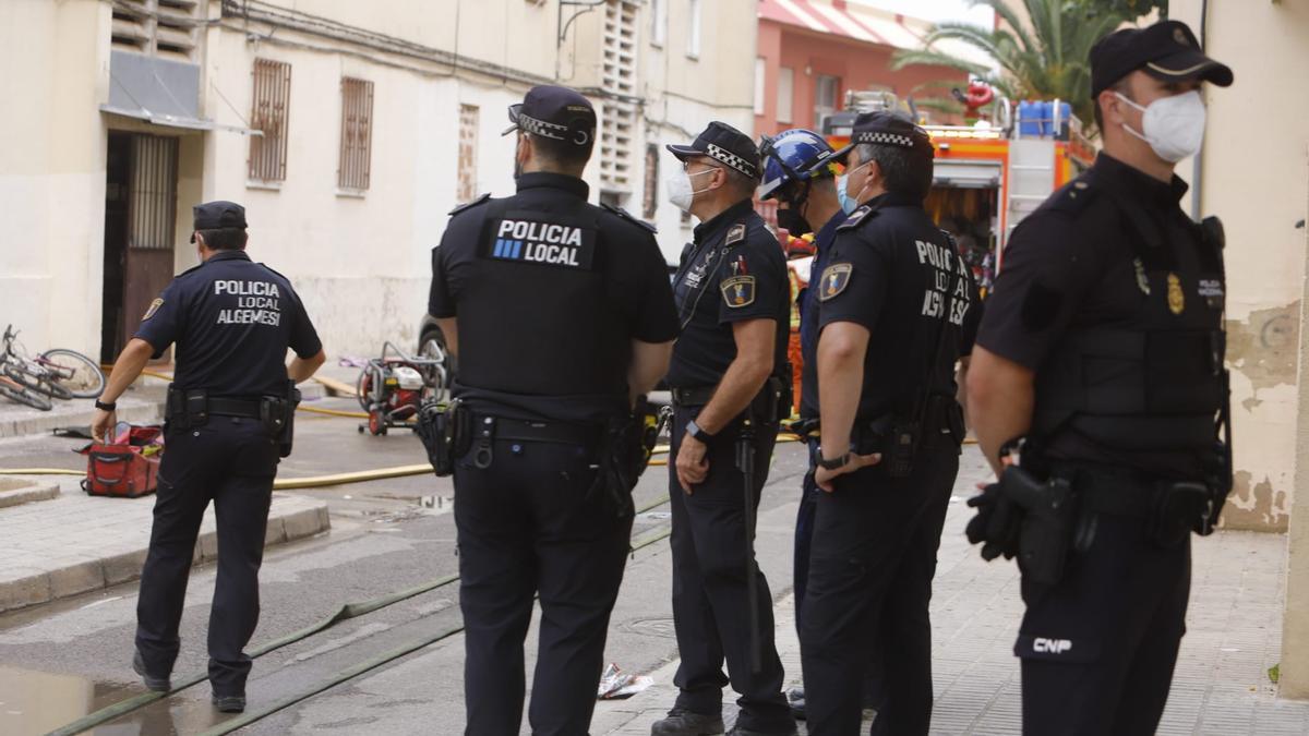 Incendio en Algemesí con un muerto y tres heridos