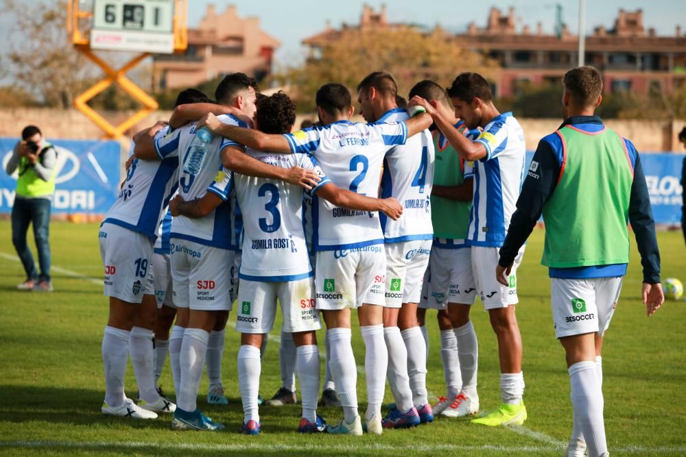 El Atlético Baleares se da un festín ante el Celta B