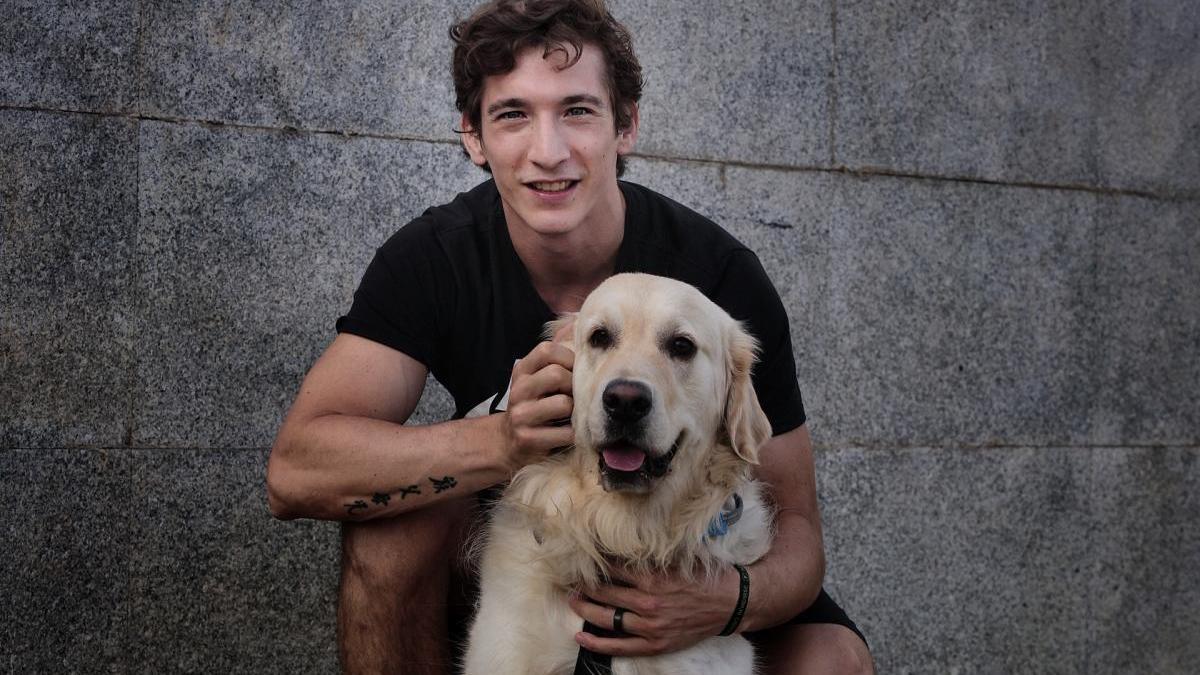 Nico Richotti, junto a su perro Byron.