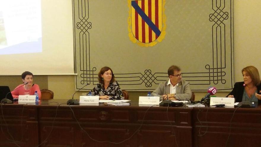 La UIB advierte de &quot;un retroceso en el uso y conocimiento&quot; del catalán