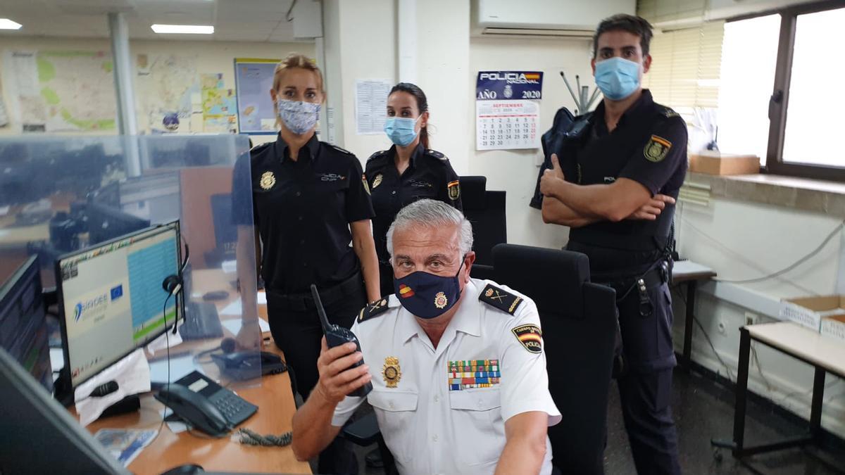 El jefe de la Policía de Balears felicita por la patrona a los agentes de servicio