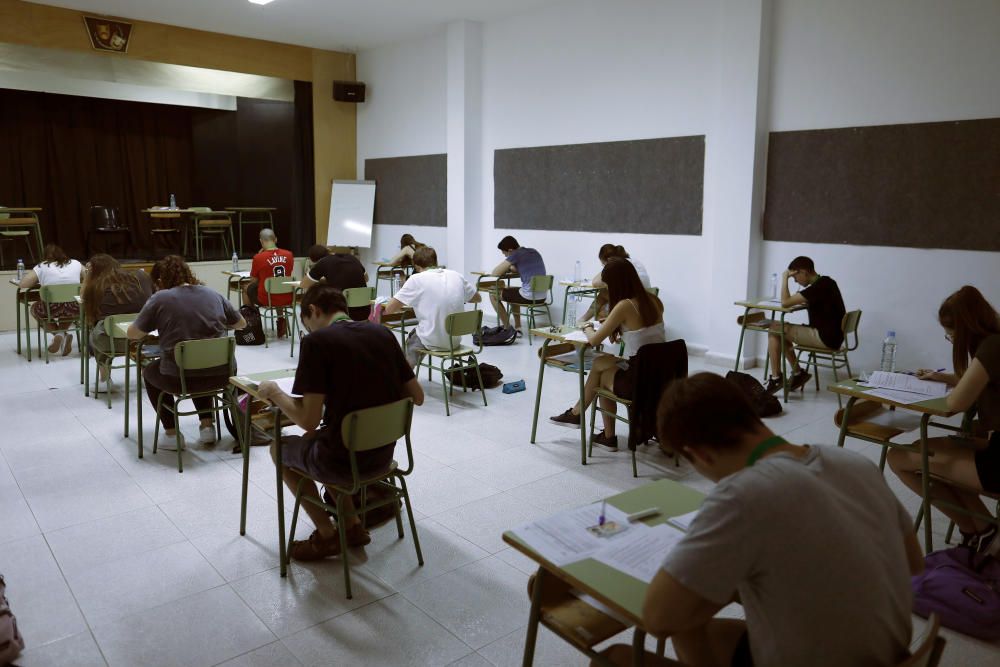 Selectividad en gimnasios, cafeterías, capillas y