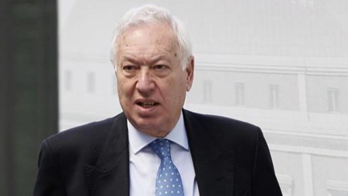 García Margallo, a su llegada al Congreso de Diputados, el 31 de octubre.