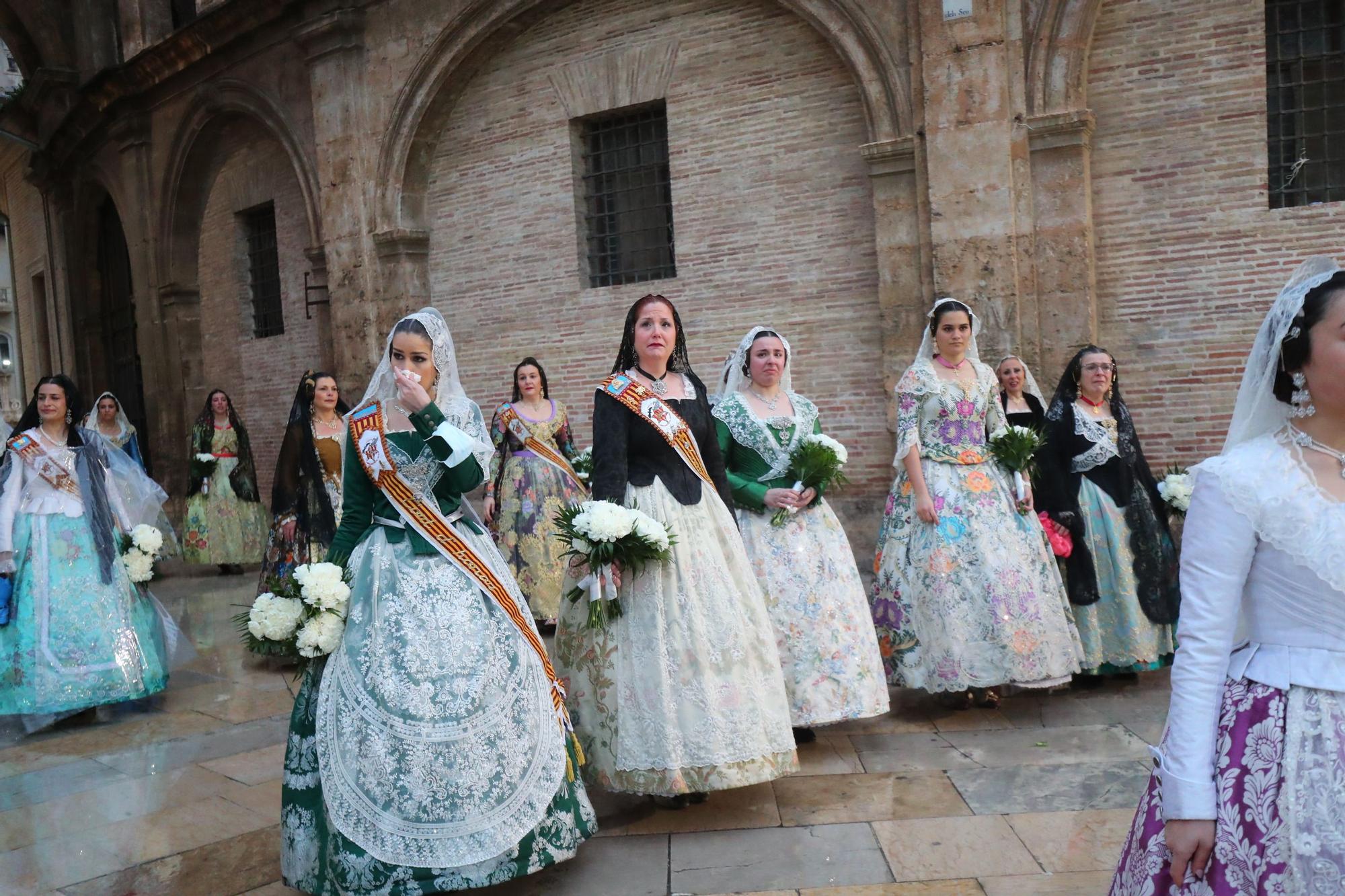 Búscate en el primer día de ofrenda por la calle de la Paz (entre las 18:00 a las 19:00 horas)