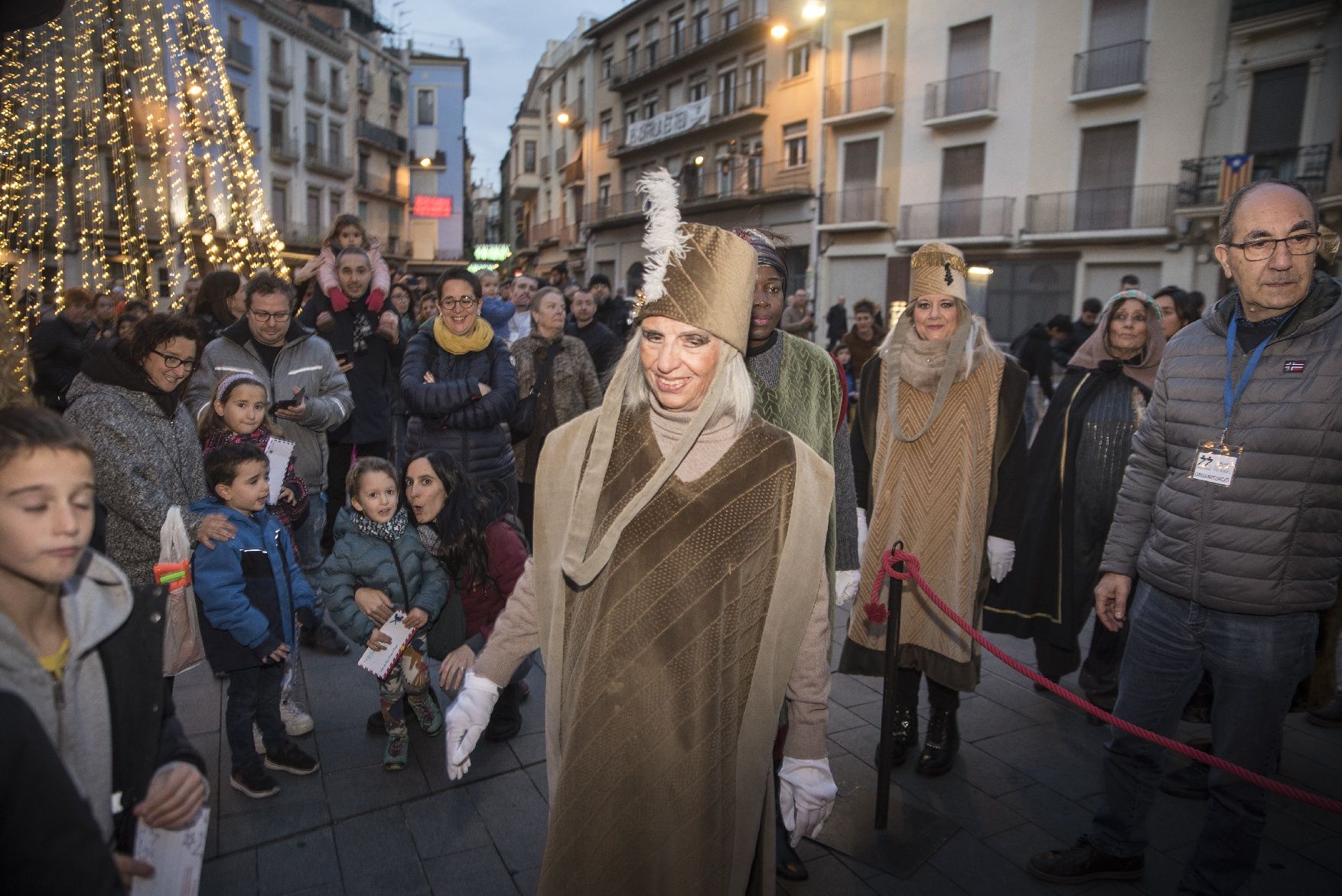 El príncep Assuan recull les cartes als Reis