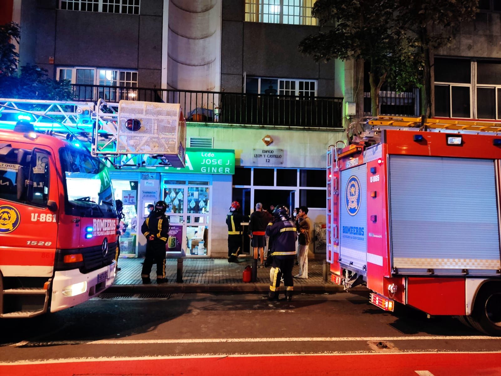 Incendio en una vivienda de León y Castillo