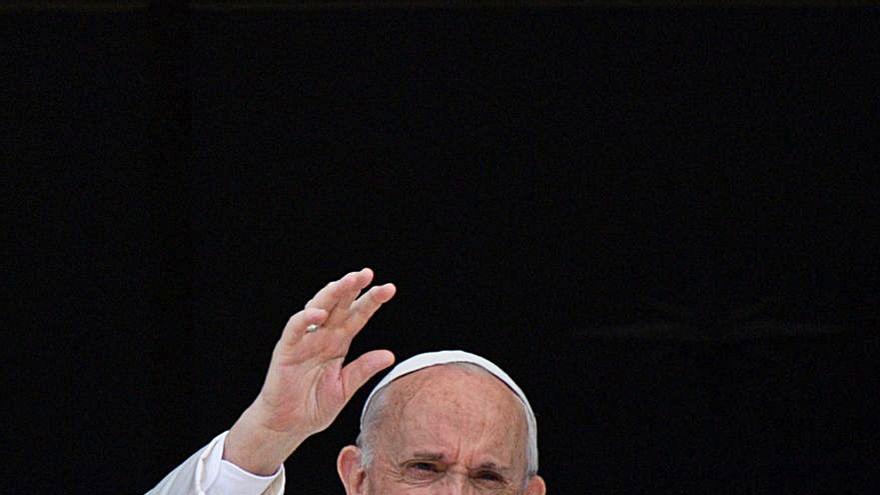 El Papa, en buen estado tras la operación de colon a la que se sometió el domingo