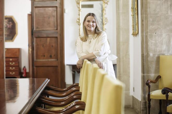Marga Prohens: "Somos la 'España desbordada', el crecimiento poblacional es inasumible"