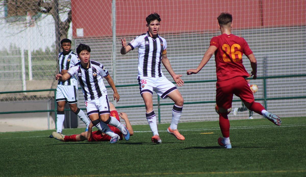 El juvenil del Castellón le plantó cara al Valencia y mereció arracar el empate.