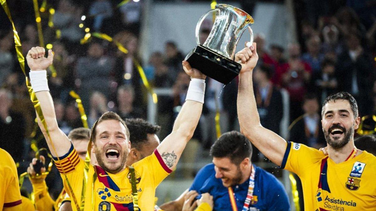 Tomàs y Entrerríos levantaron la última Copa del Rey con el Barça