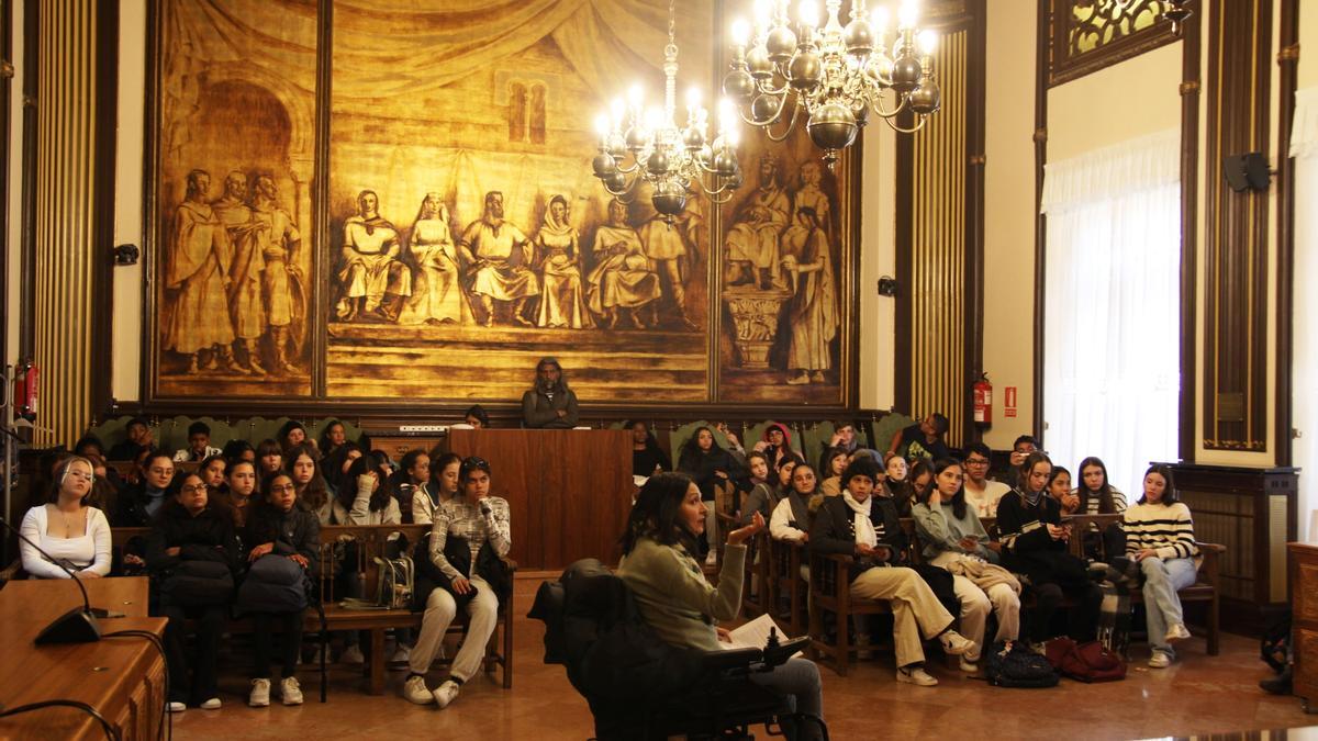 Visita de franceses al Ayuntamiento de Zamora