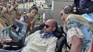 "Estáis preciosas", el mensaje de Jordi Sabaté a las falleras mayores y cortes de honor