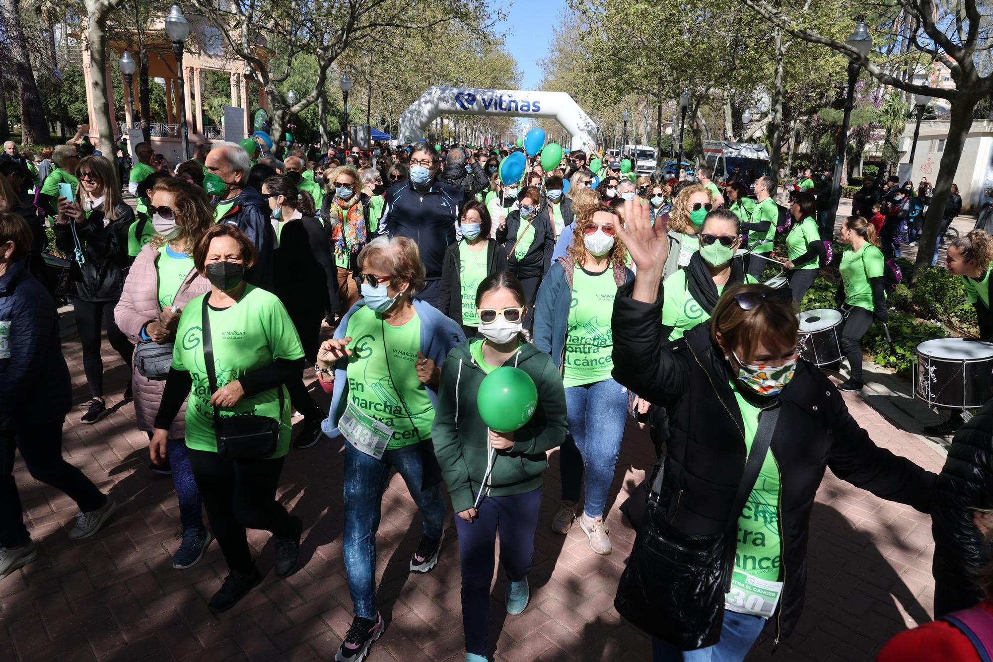 Búscate en la marcha verde contra el cáncer de Castellón