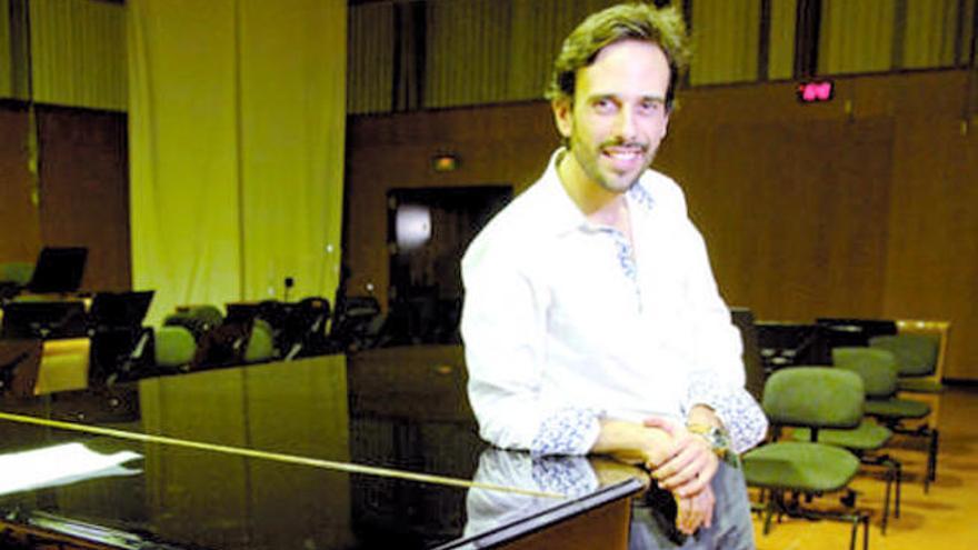 El pianista Iván Martín, nuevo director de la OFGC