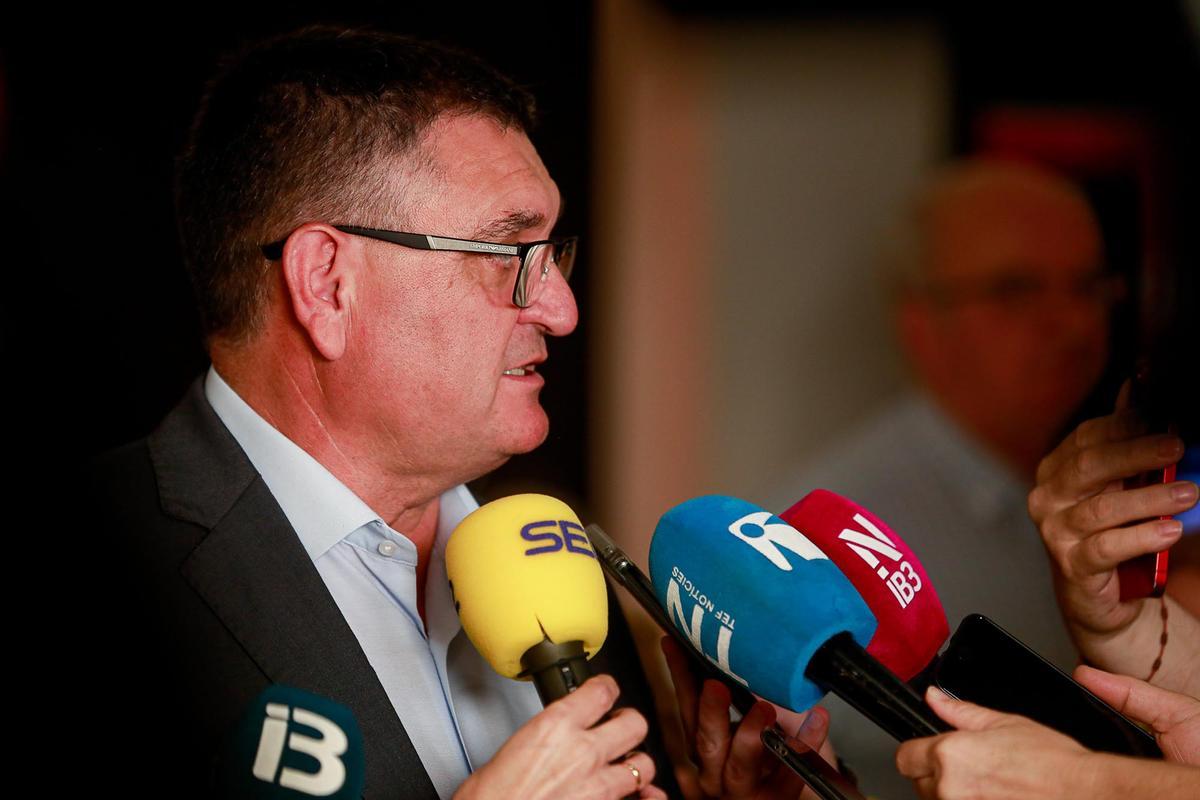 Galería del momento del escrutinio del PSOE en Ibiza Galería del momento del escrutinio del PSOE en Ibiza