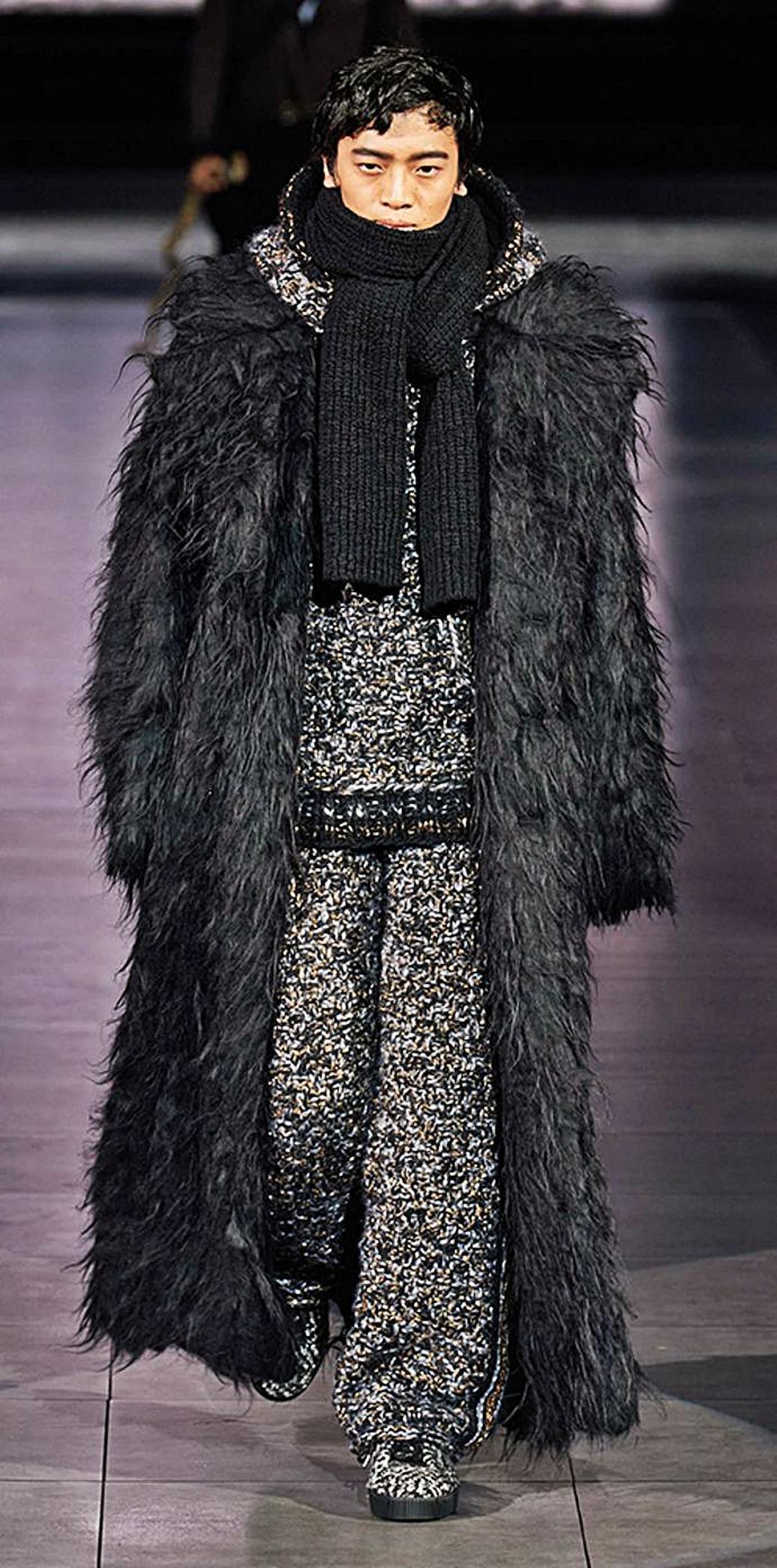 Conjunto de Dolce &amp; Gabbana para hombre.
