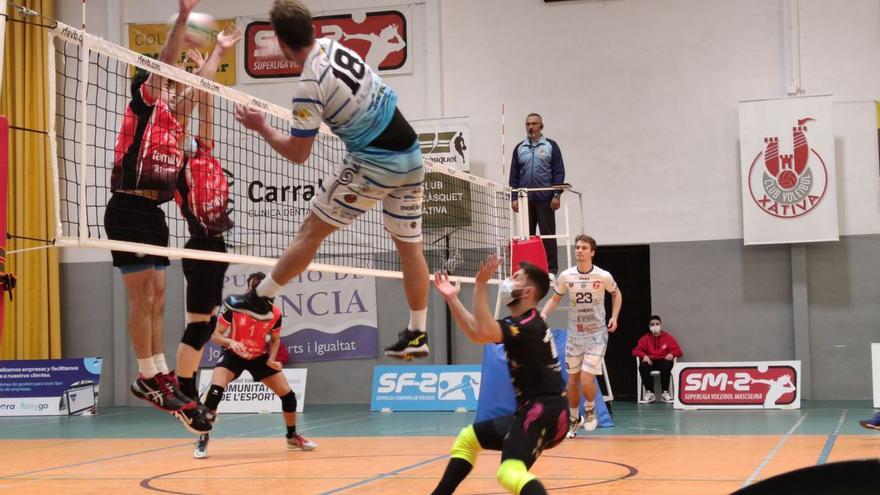 El Xàtiva Voleibol masculino vence al Castelló, rival directo en la clasificación