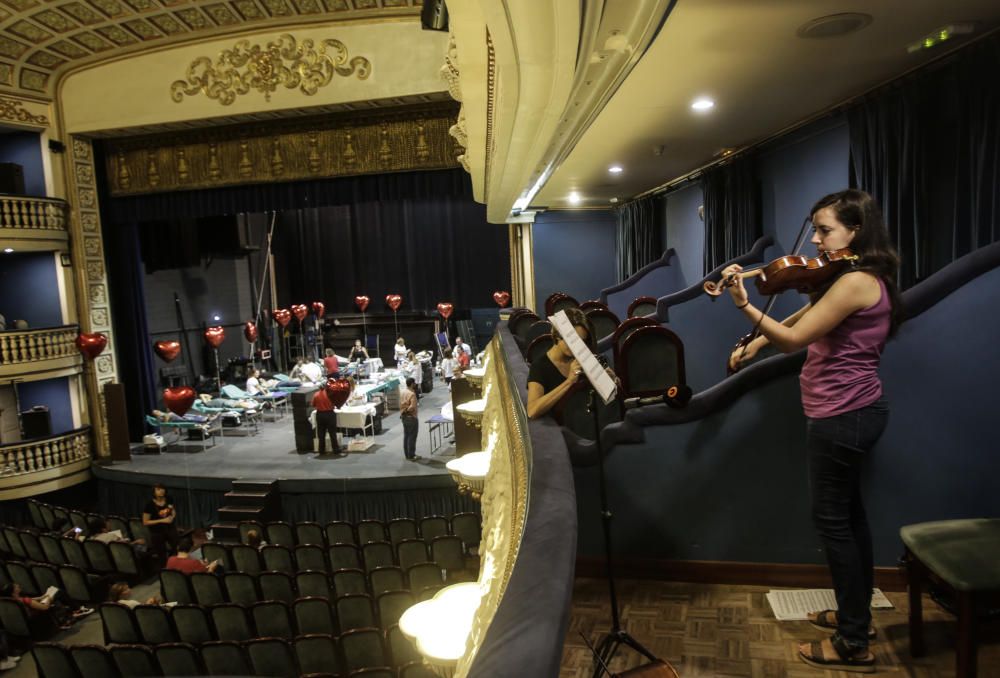 El Teatro Principal acogió una colecta de sangre