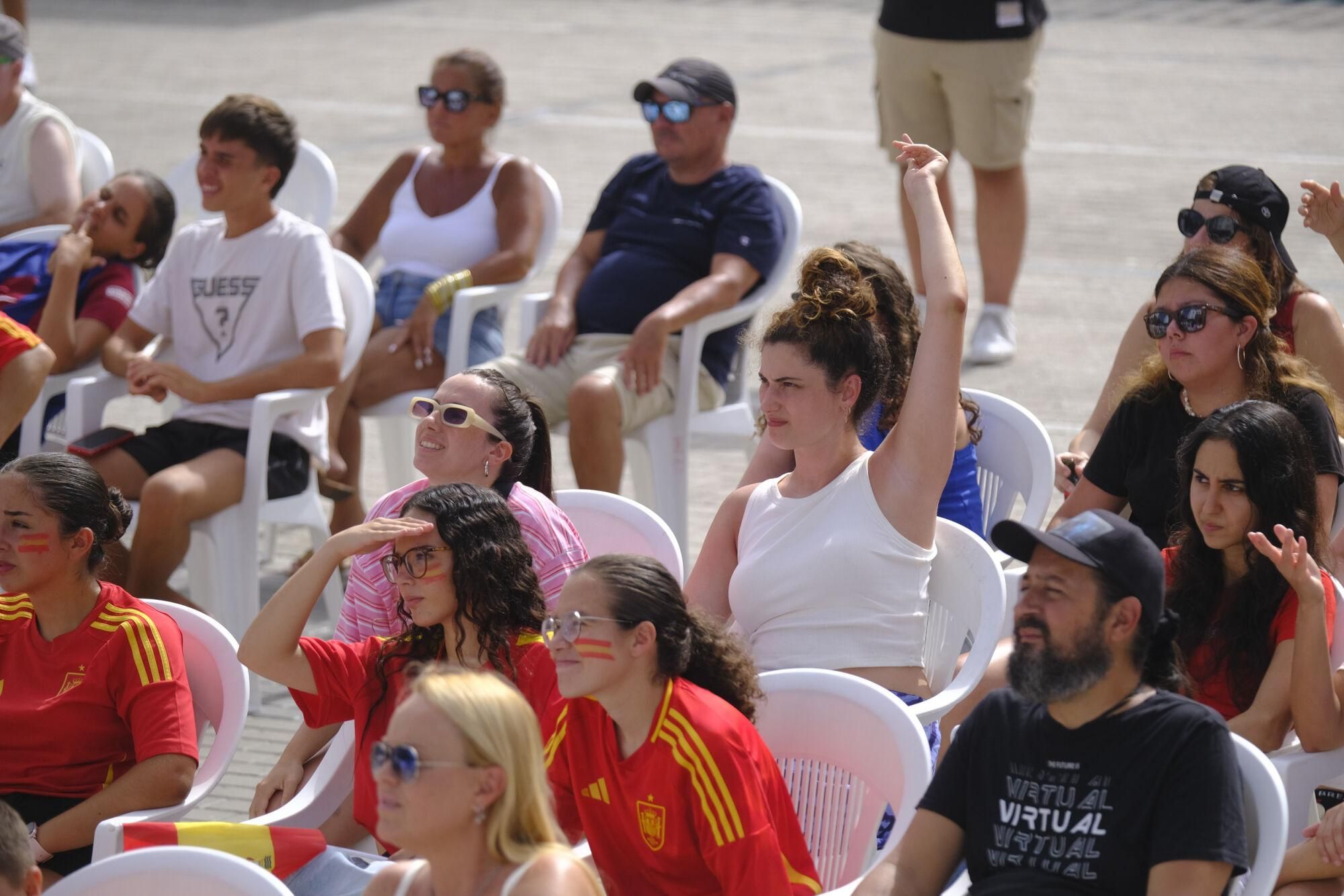Ambiente de la final de la Eurocopa femenina de fútbol 