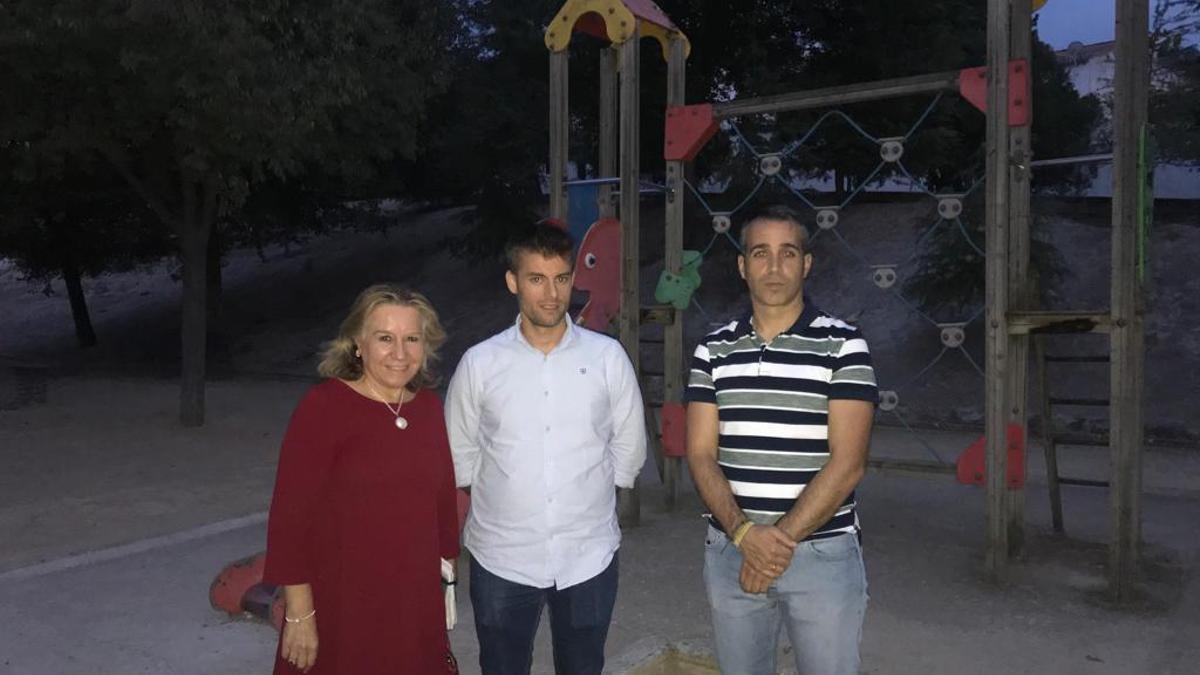 Los concejales Rosa Unquiles, Francis Plaza y José Andrés García.