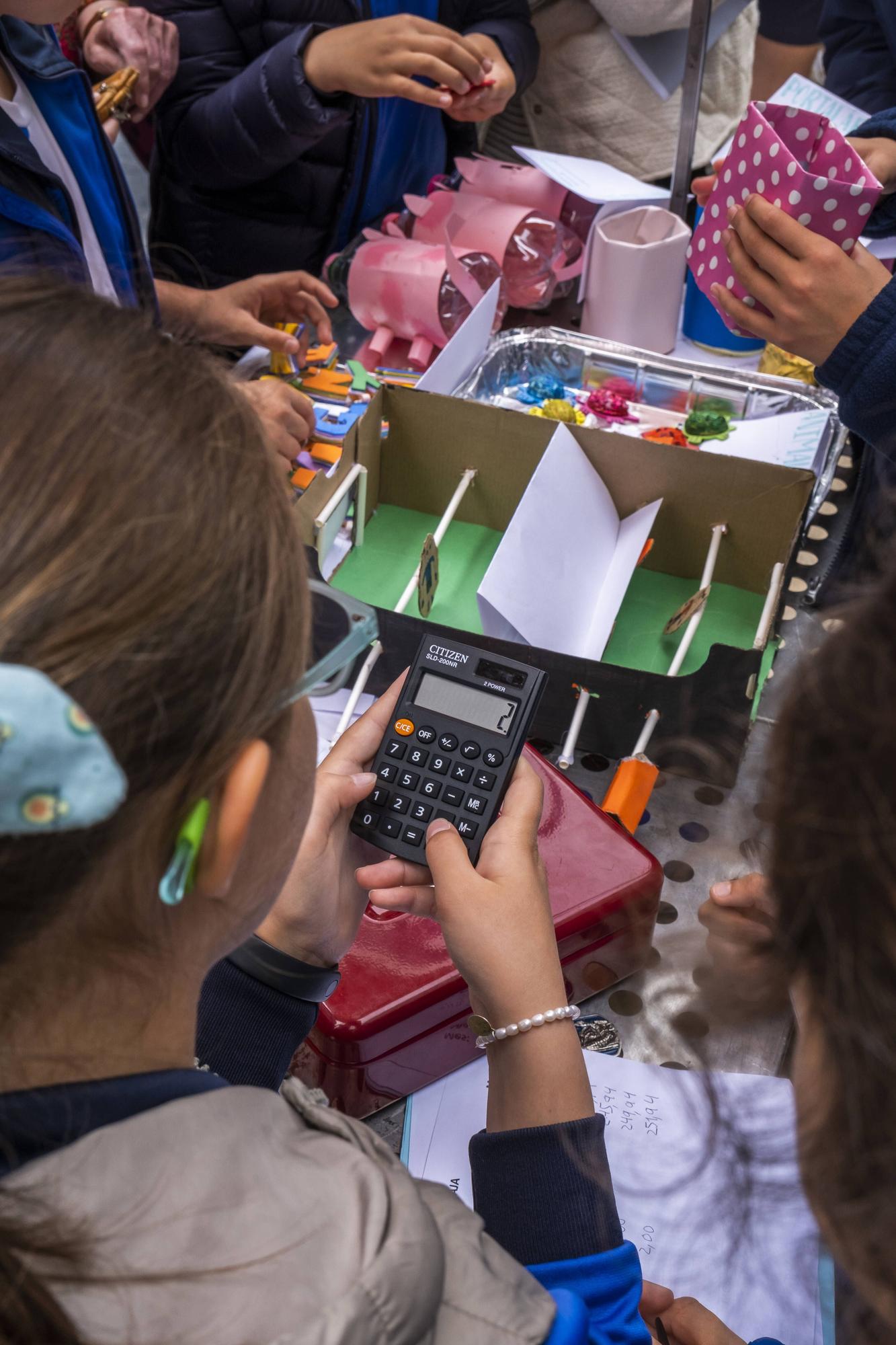 En imágenes: Mercados de Cooperativas y Asociaciones Educativas Asturianas en el Fontán