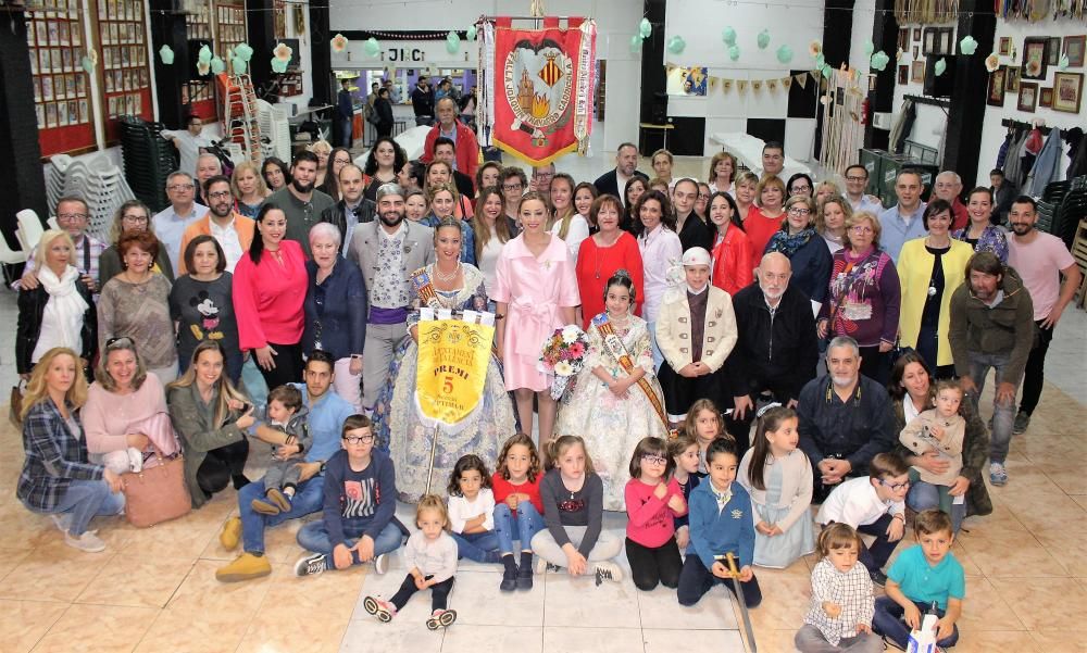 La fallera mayor, Rocío Gil, en el casal de Joaquín Navarro-Carrícola