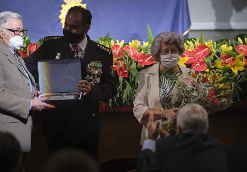 Acto de la Policía Nacional en el Teatro Guimerá