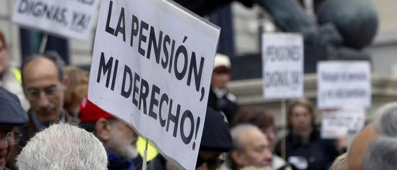 Una protesta en defensa de las pensiones.
