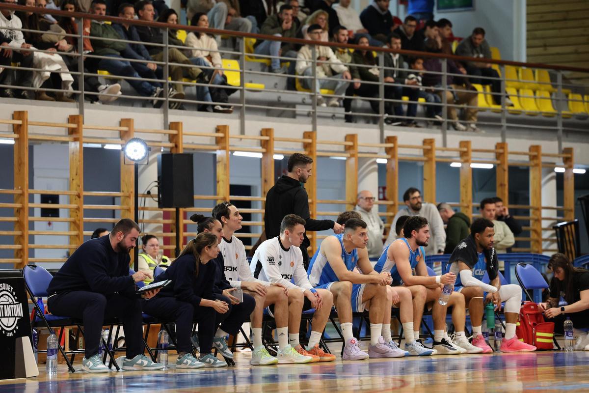 Todas las imágenes del partido de Ciudad Molina Basket.