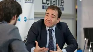 Manuel Illueca: "El Consell está recuperando las relaciones institucionales con el sistema financiero"