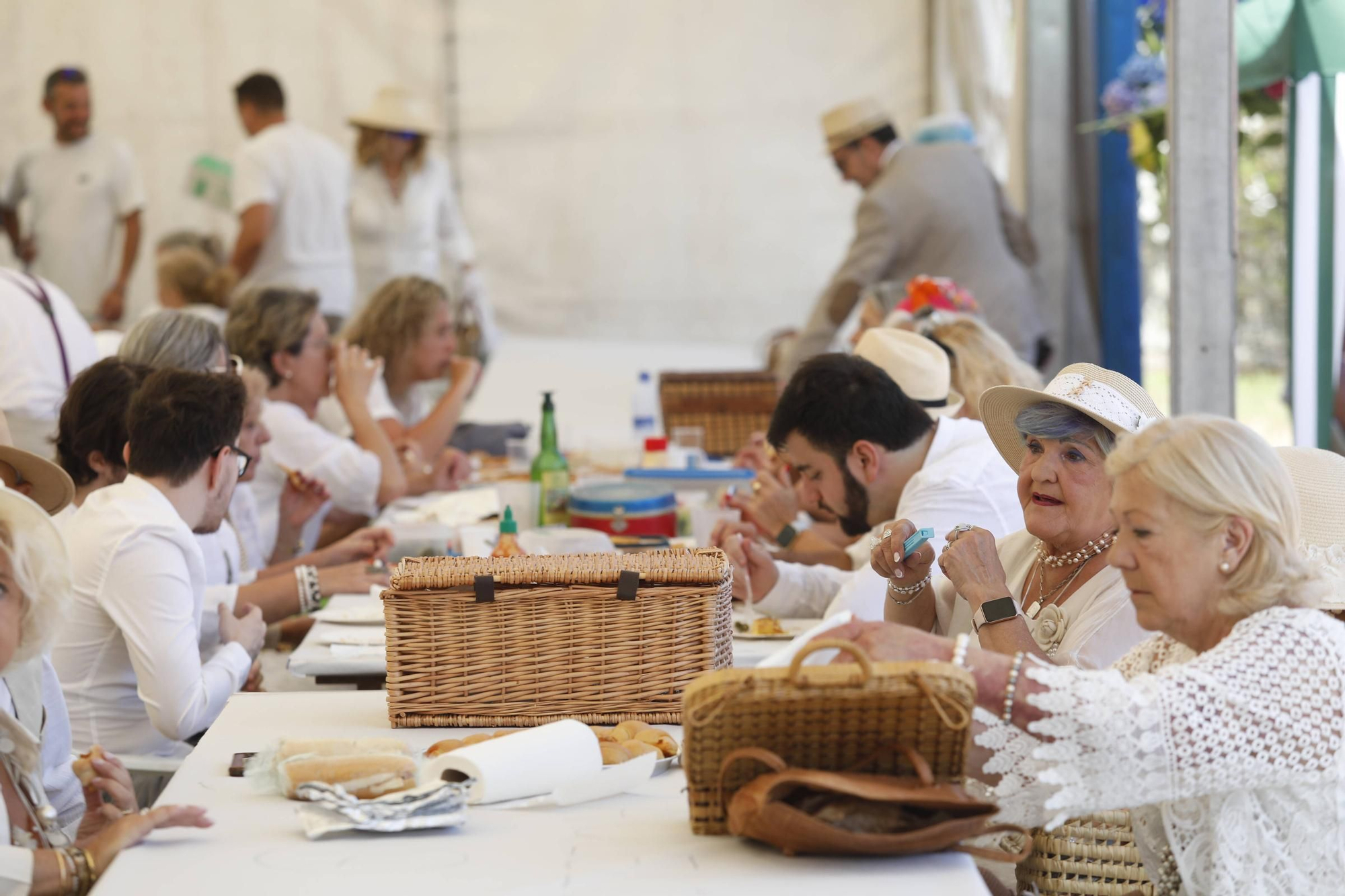 EN IMÁGENES | Popular comida de indianos en Trasona