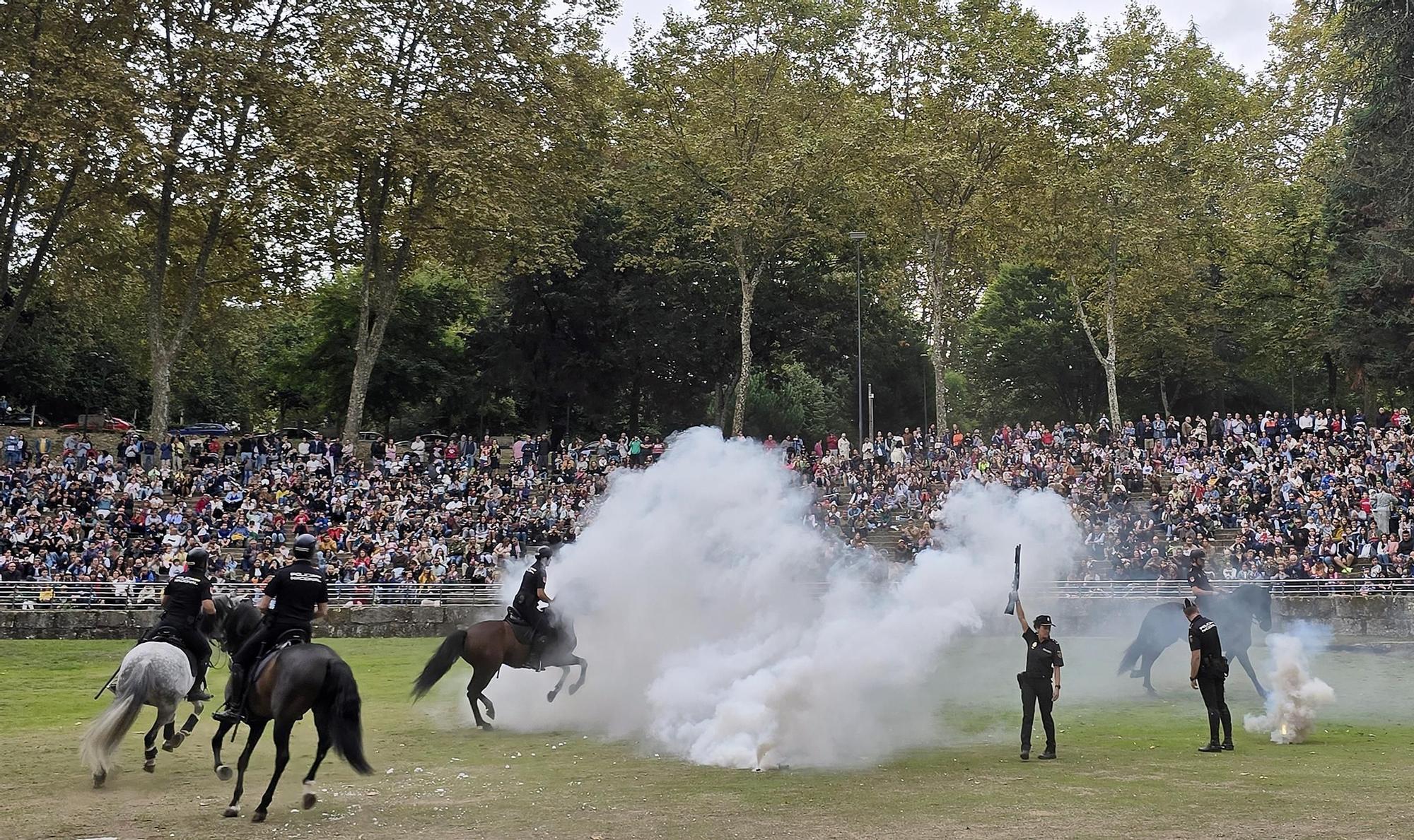 Exhibición de la Policía Nacional en el auditorio de Castrelos en Vigo