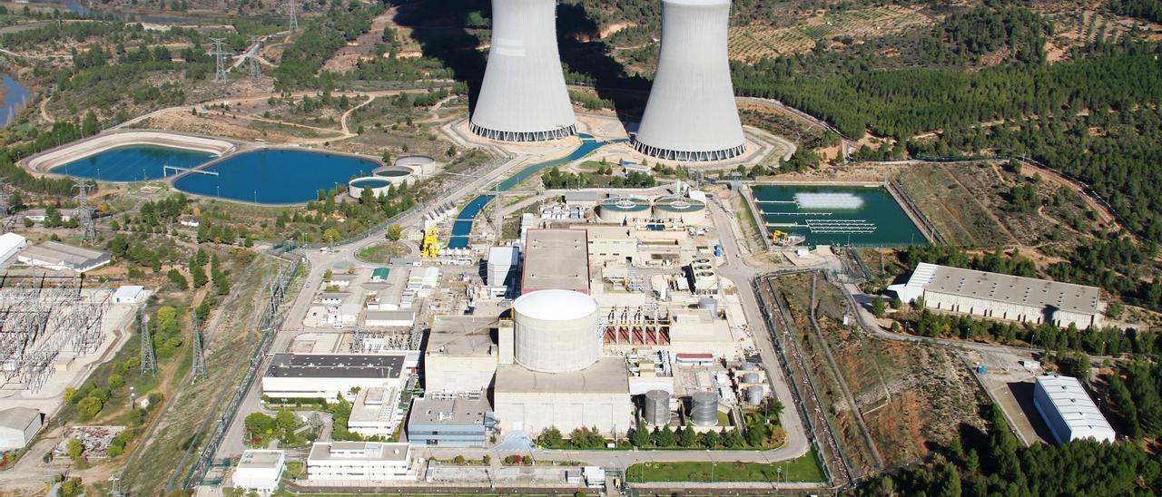 Vista aérea de la central nuclear de Cofrentes.