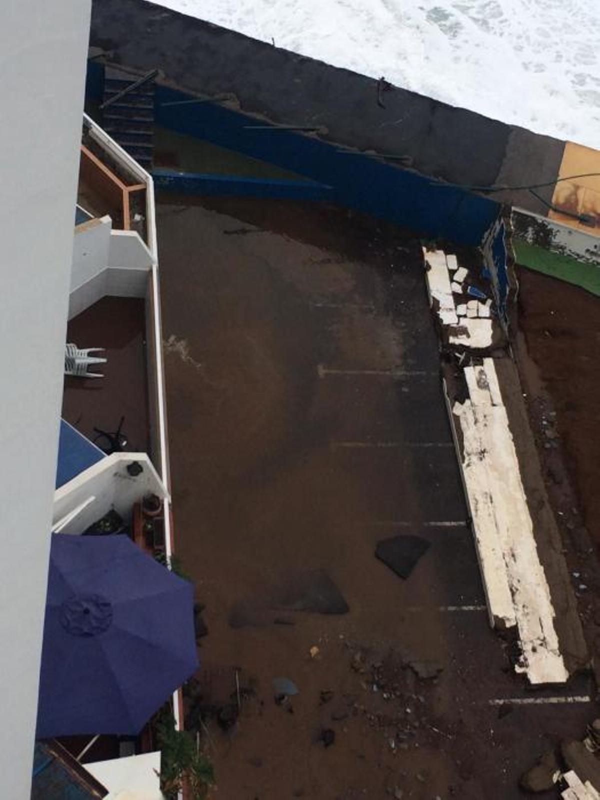 Evacuación de un edificio en Mesa del Mar