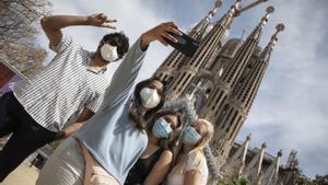 Un grupo de turistas norteamericanos en la Sagrada Familia.