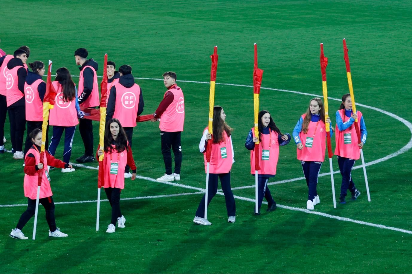 La afición se vuelca con las campeonas del mundo