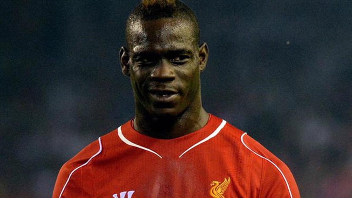 Balotelli se divirtió con el Leicester-United