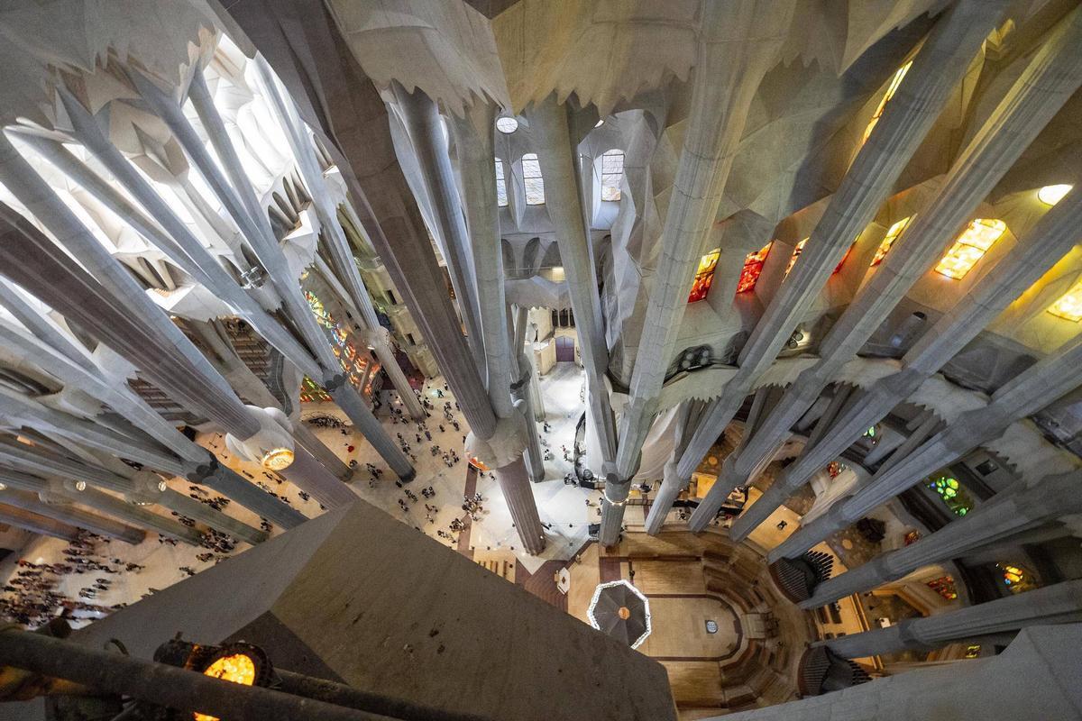 Vista de la nave durante una visita para periodistas en el interior de la Sagrada Familia.