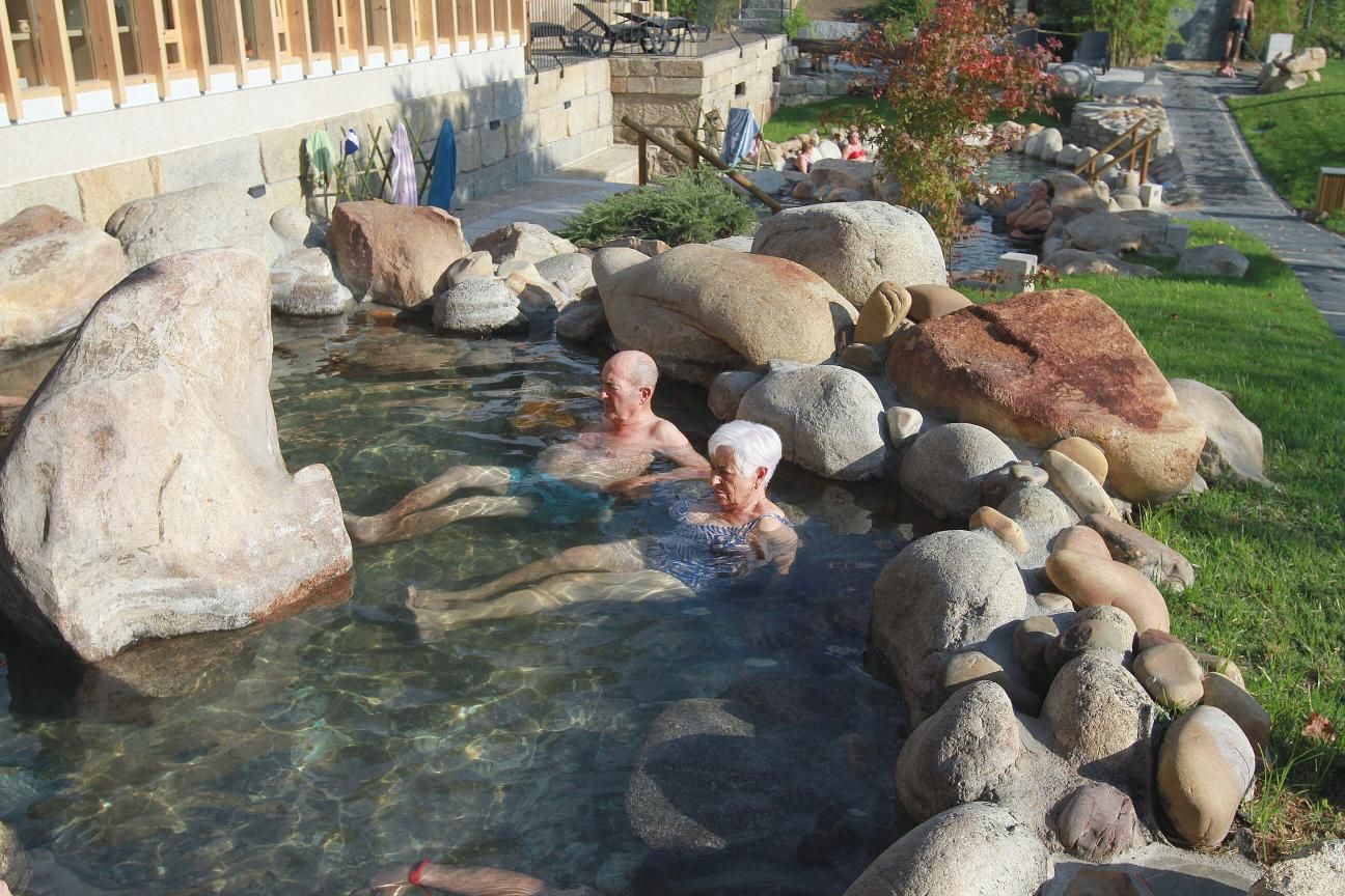 Las termas de A Chavasqueira 'renacen de sus cenizas' tras cinco años de su incendio