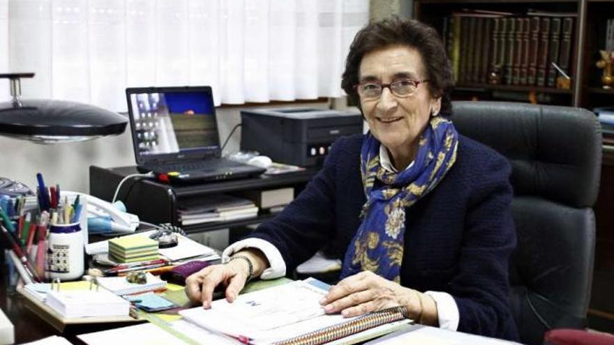 Rosa Montoiro, en su despacho del colegio.  // Jorge Santomé