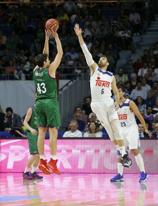 El Unicaja dio la cara en el BarclayCard Center ante el vigente campeón de Liga, el Real Madrid.